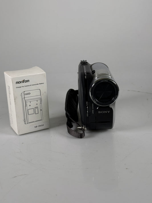 SONY Handycam DCR-DVD108 Video Recorder Camcorder