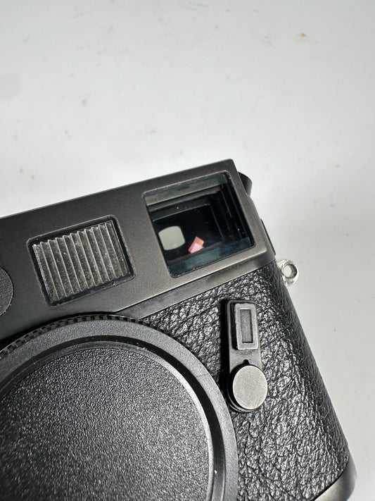 Leica M7 Black Film Rangefinder Camera body 0.72