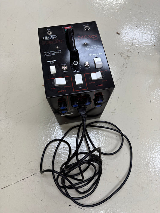 Speedotron 2403CX 2400 w/s power pack