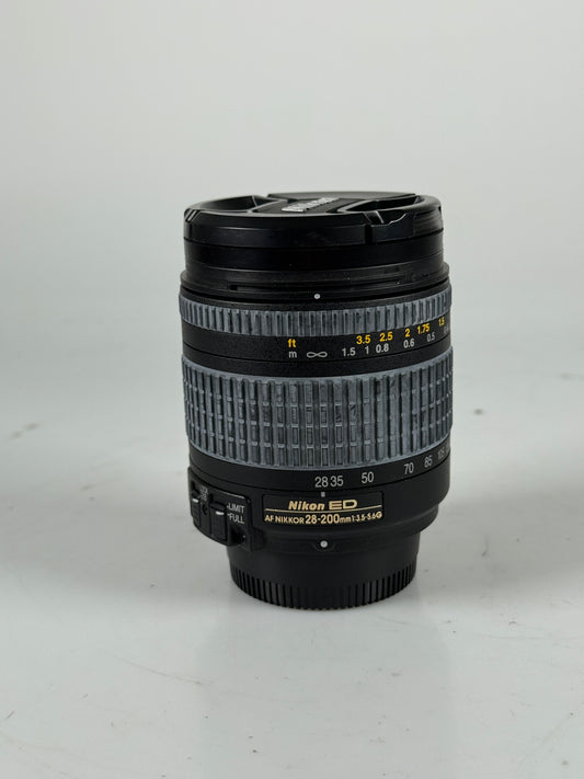 Nikon Zoom AF NIKKOR ED 28-200mm f3.5-5.6G Lens