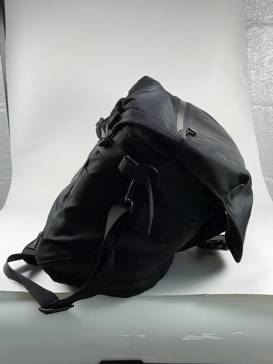 Lowepro Stealth Reporter D650 AW Camera Bag Black with Dividers