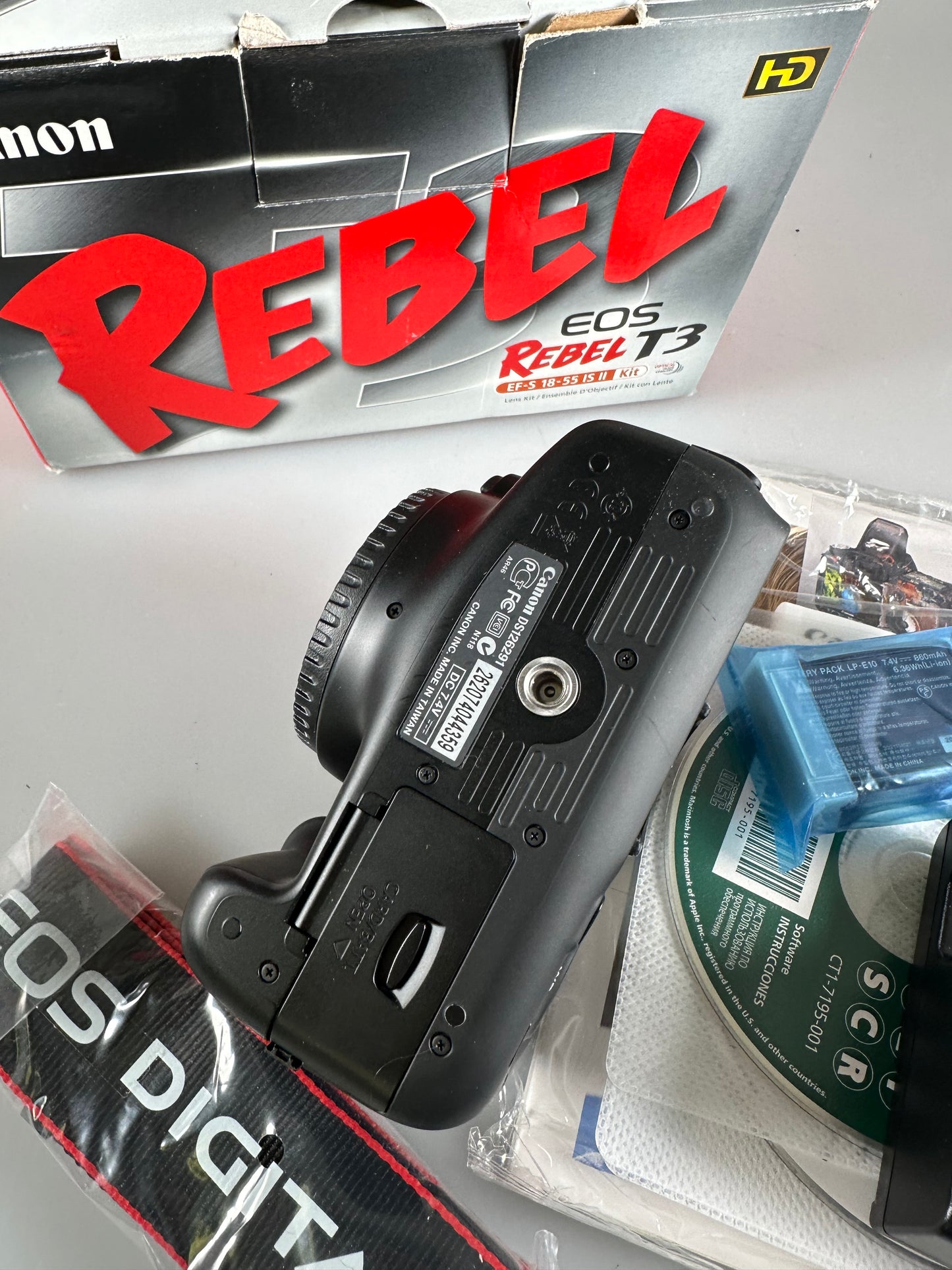 Canon EOS Rebel T3 DSLR Camera body only