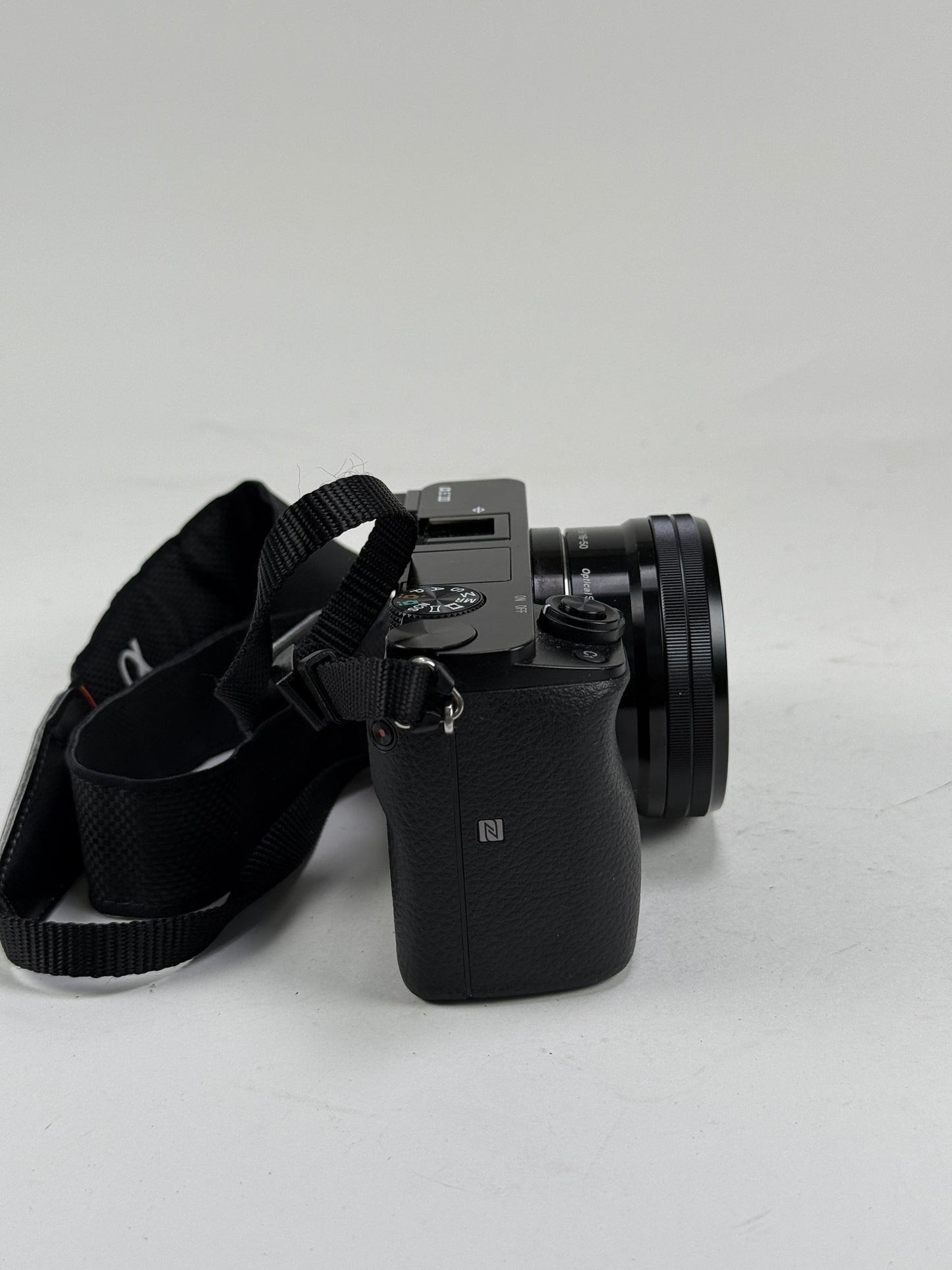 Sony Alpha A6000 24.3MP Digital Camera Black kit with 16-50mm lens kit