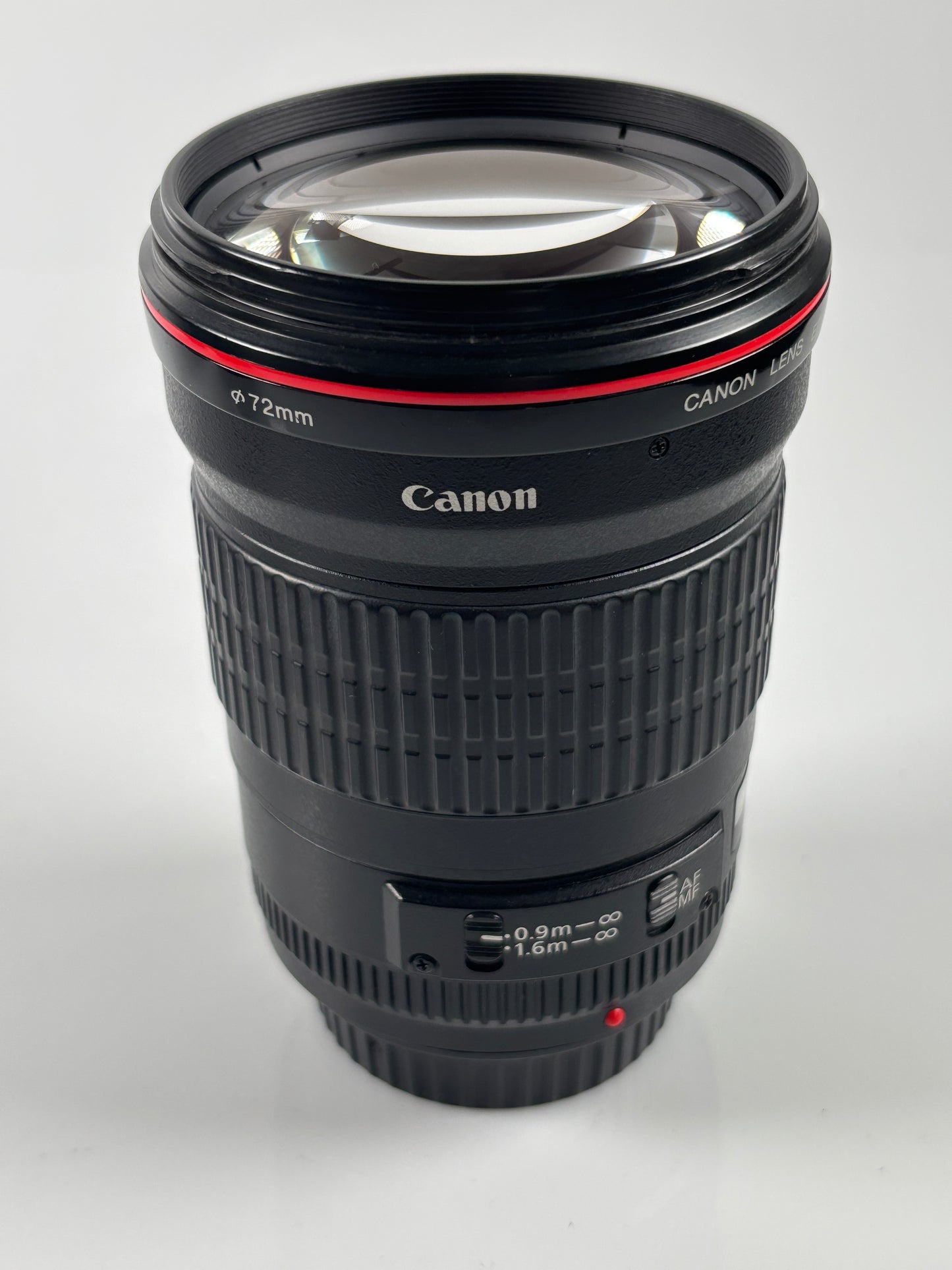 Canon EF 135mm f2 L USM lens