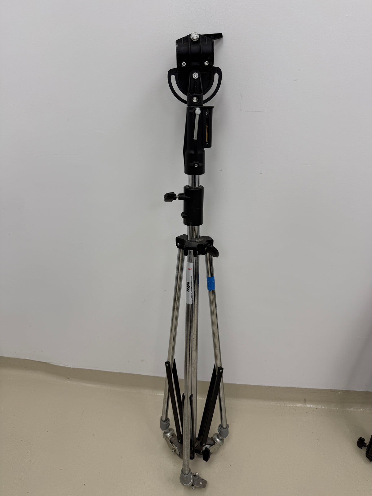 Bogen Manfrotto 3071 Heavy Duty Rolling Light/Boom Stand
