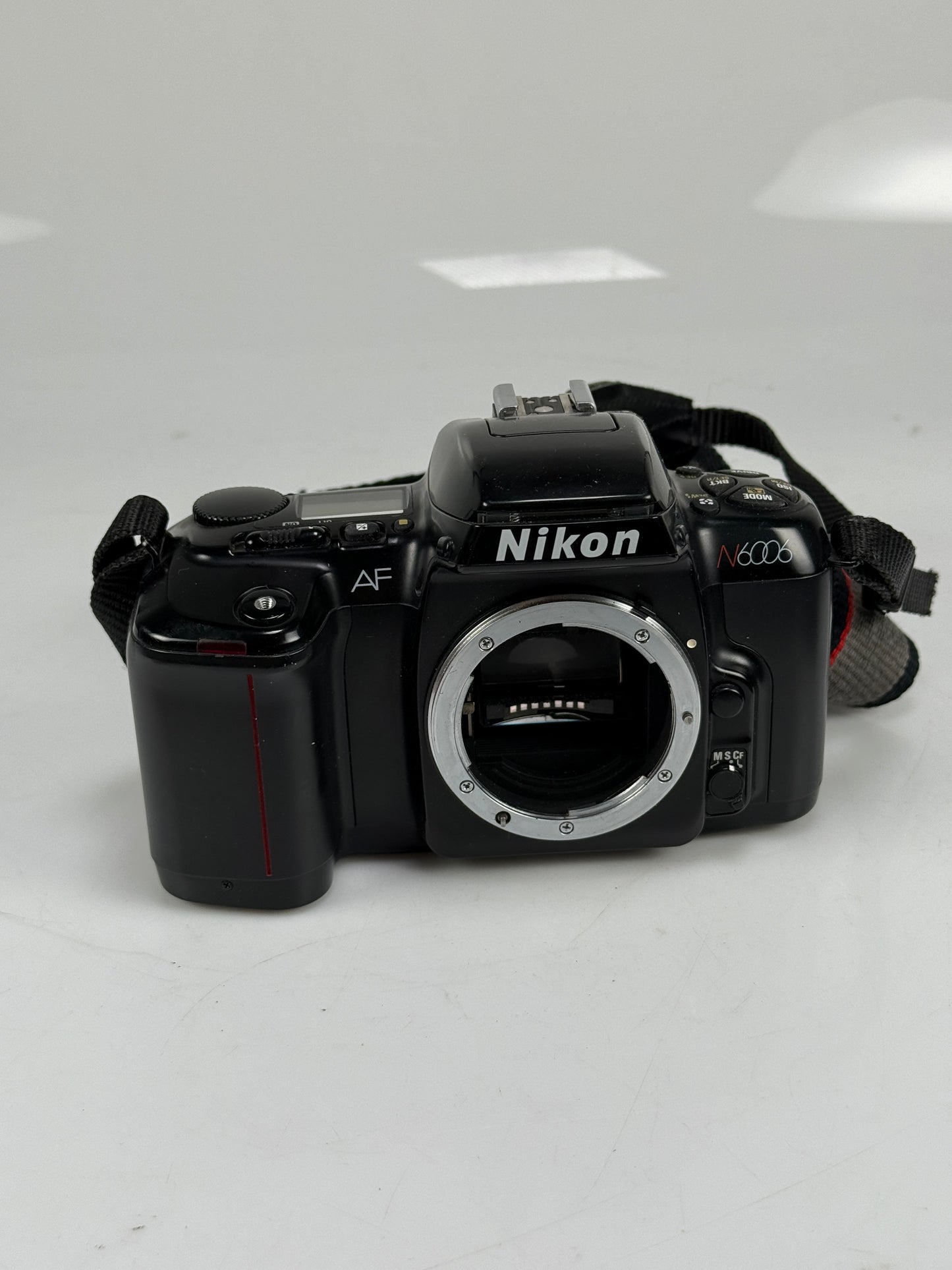 Nikon N6006 AF SLR Film Camera Body
