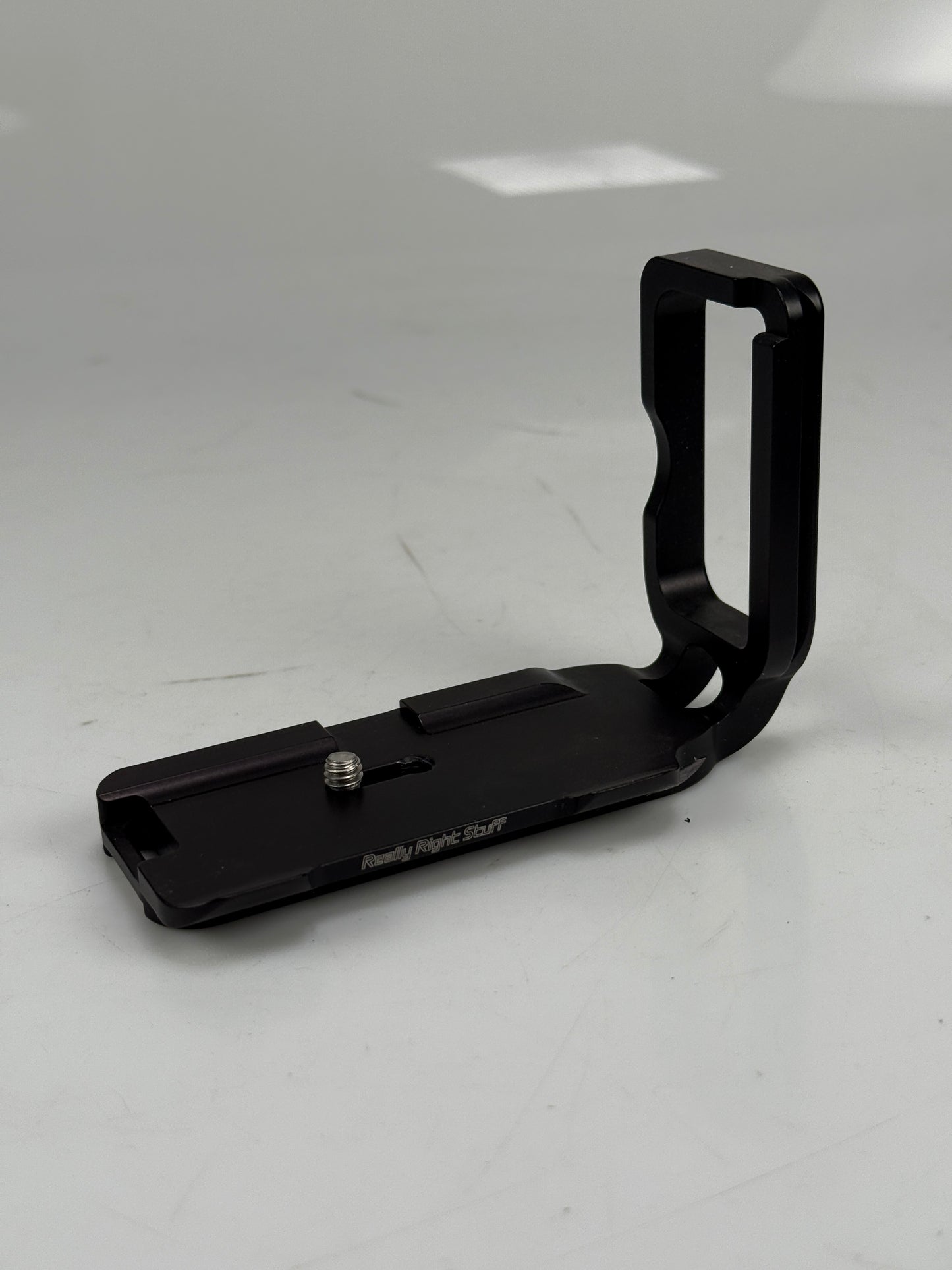 Really Right Stuff BD300 L L-Bracket for Nikon D300