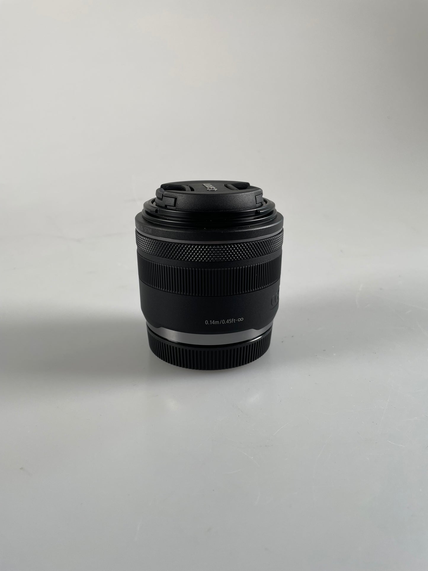 Canon RF 24mm f1.8 MACRO IS STM Wide Angle Lens - Canon RF Mount