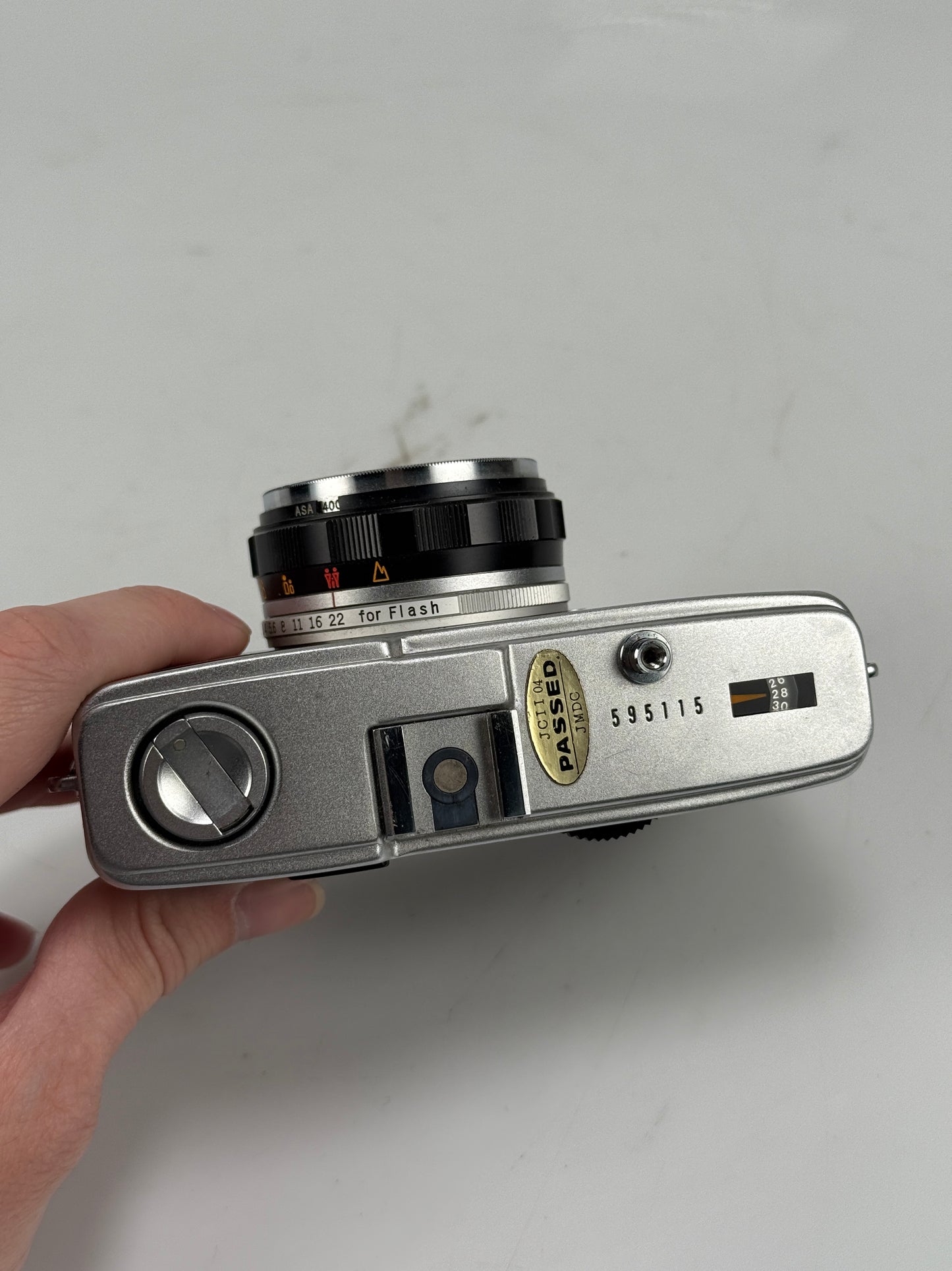 OLYMPUS TRIP 35 35mm D.Zuiko 40mm f2.8 camera