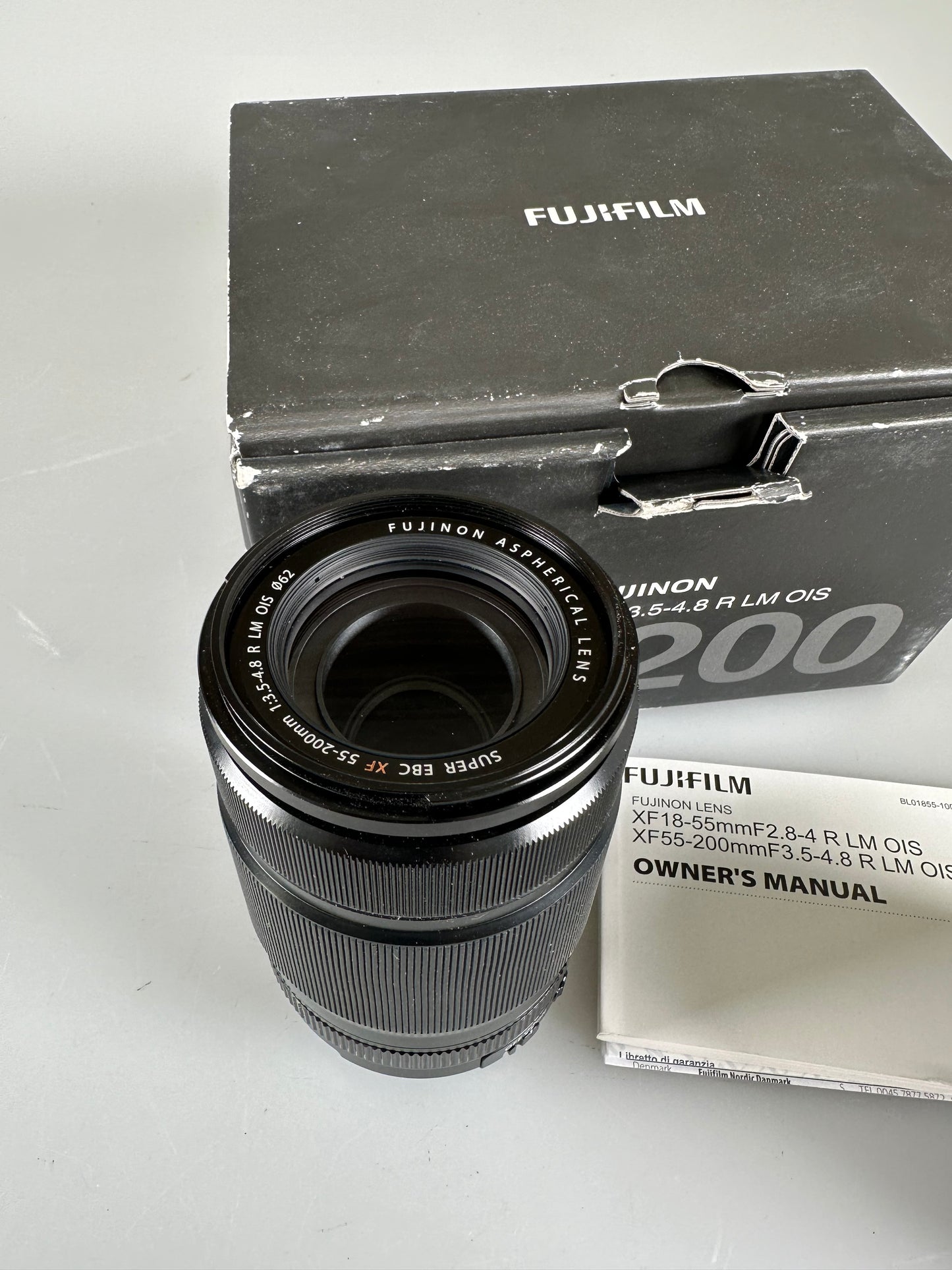 Fujifilm XF 55-200mm F3.5-4.8 Fujinon LM OIS R Super EBC Lens X-Mount