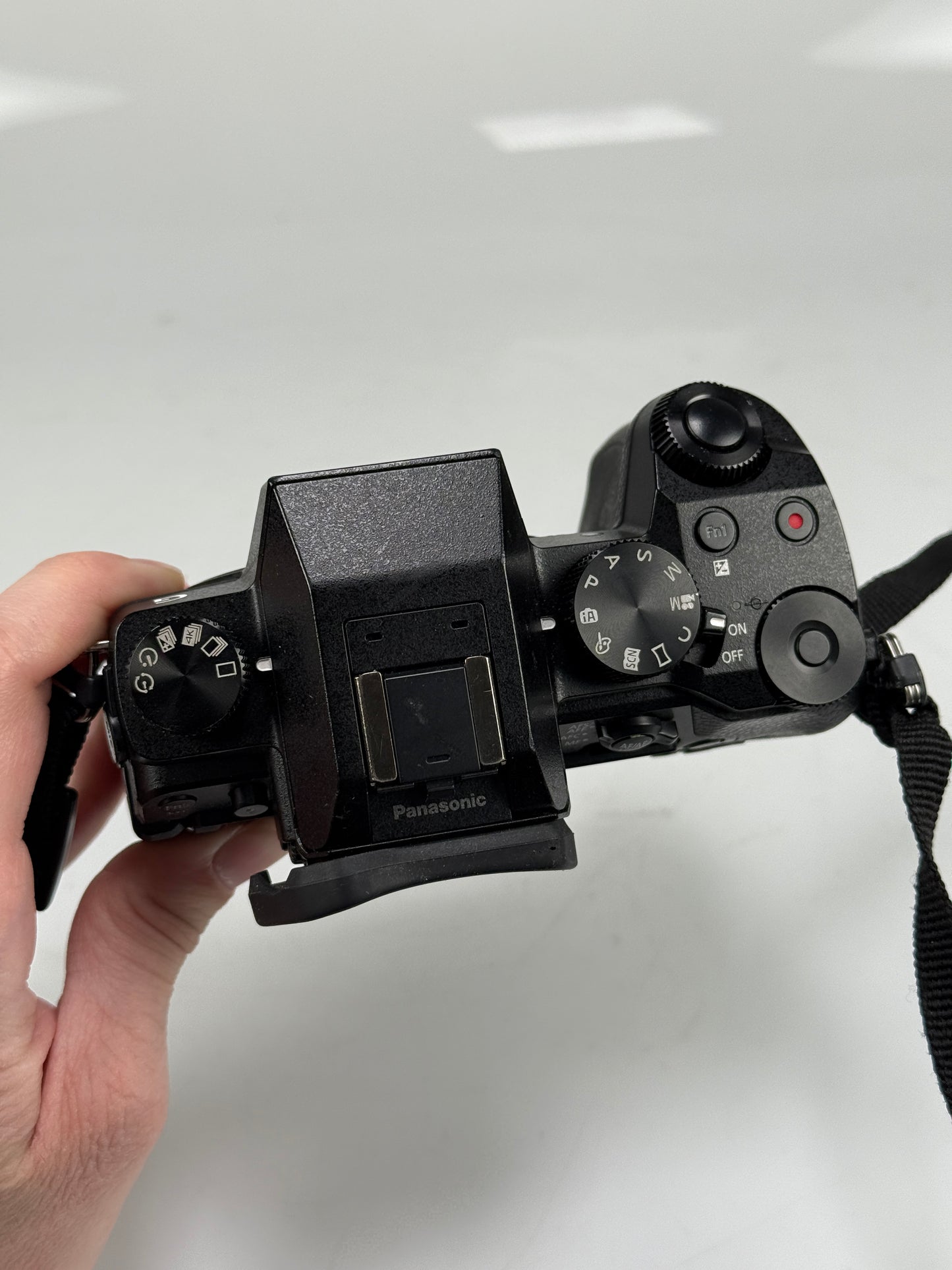 Panasonic Lumix DMC-G7 16MP Mirrorless MFT Digital Camera Body
