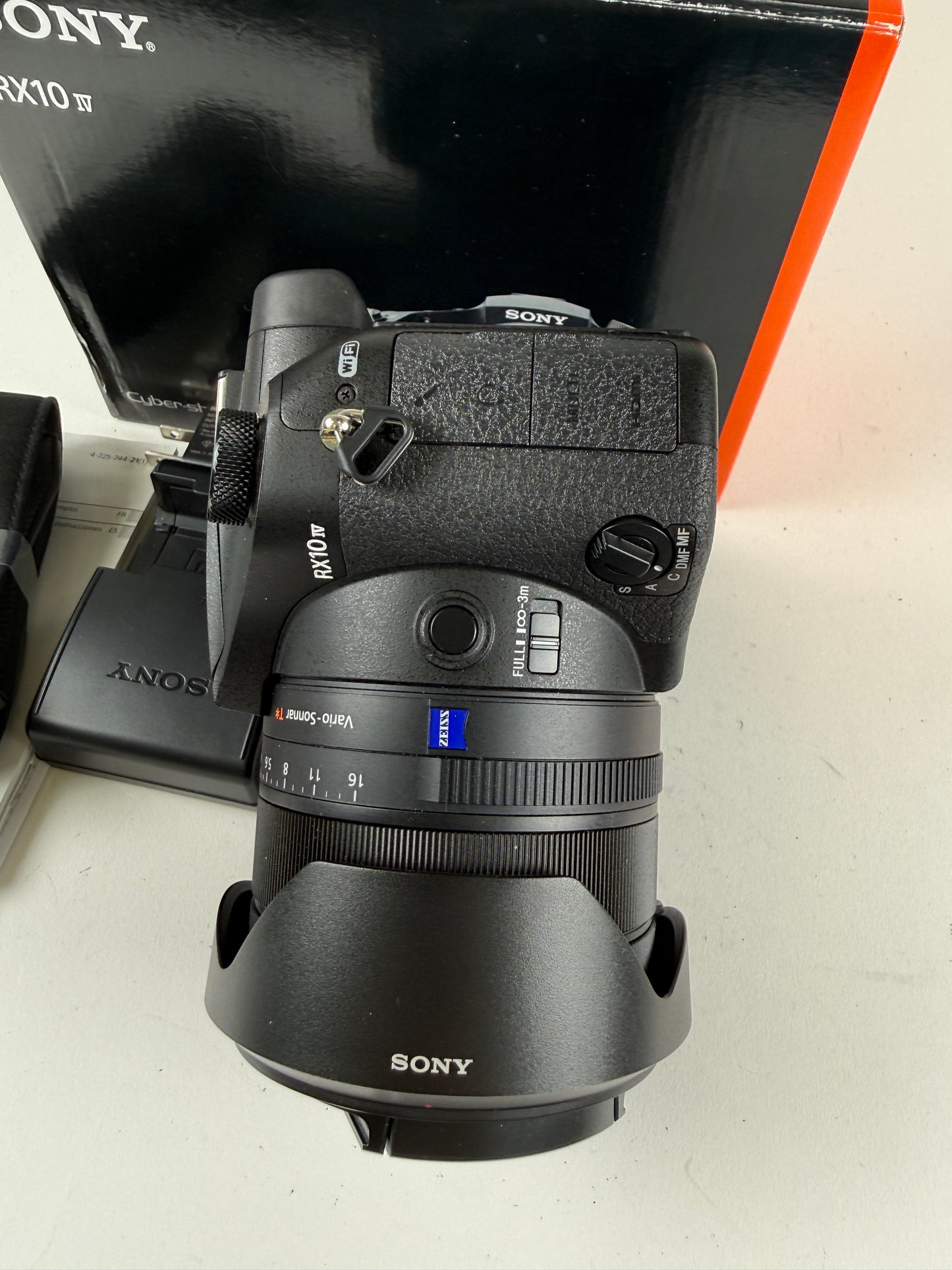 Sony Cyber-Shot DSC-RX10 IV 20.1MP Digital Camera w/25x MINT