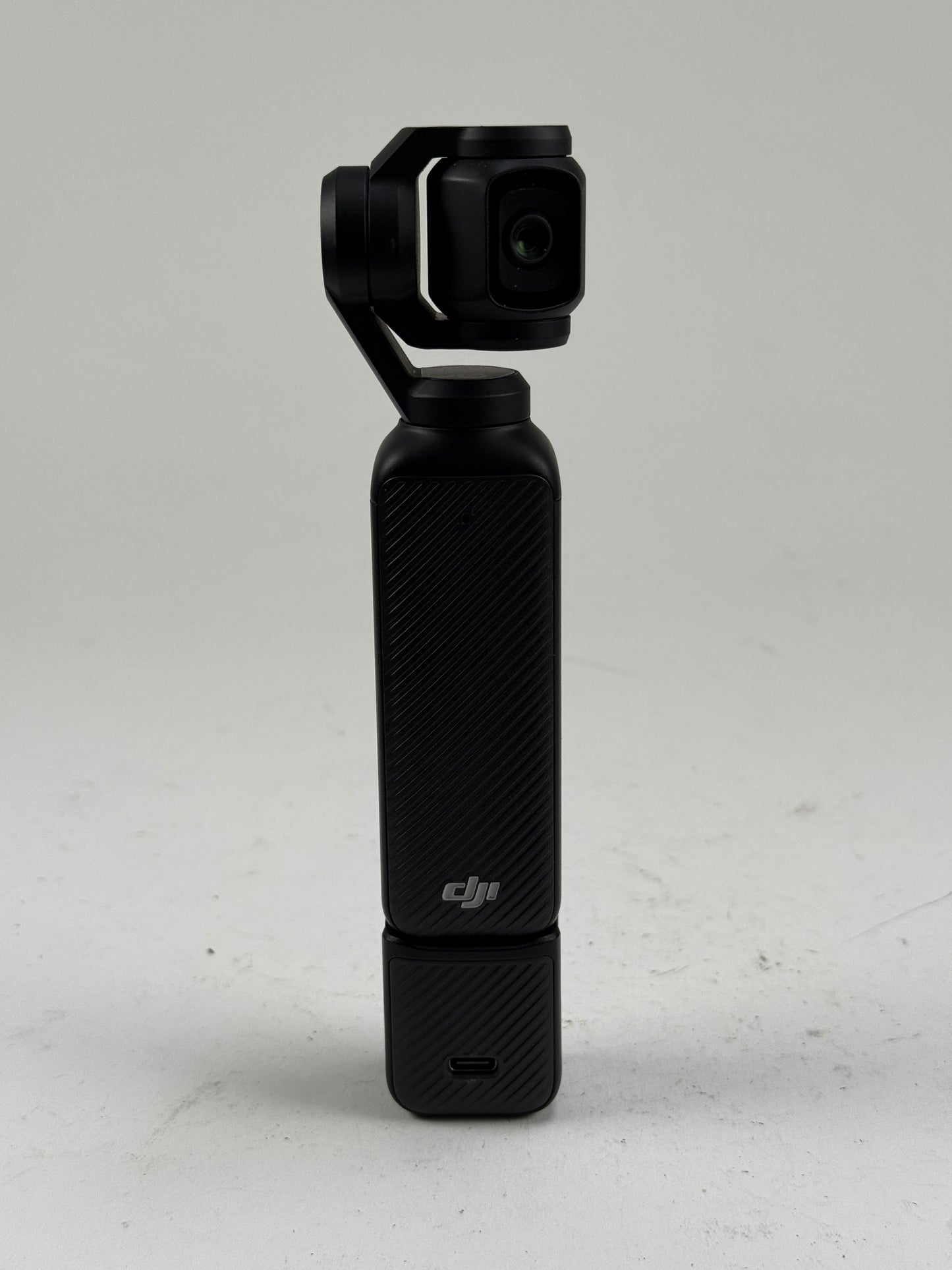 DJI Osmo Pocket 3-Axis Stabilizer and 4K Handheld Camera