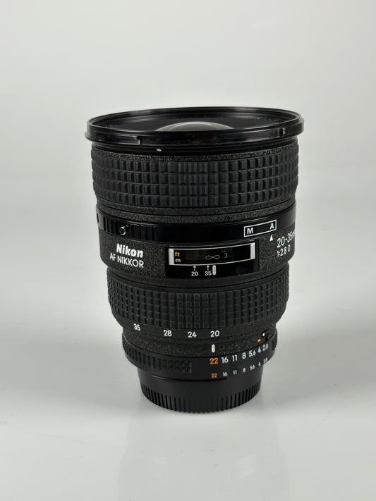Nikon AF NIKKOR 20-35mm f2.8 D Wide Angle Zoom Lens