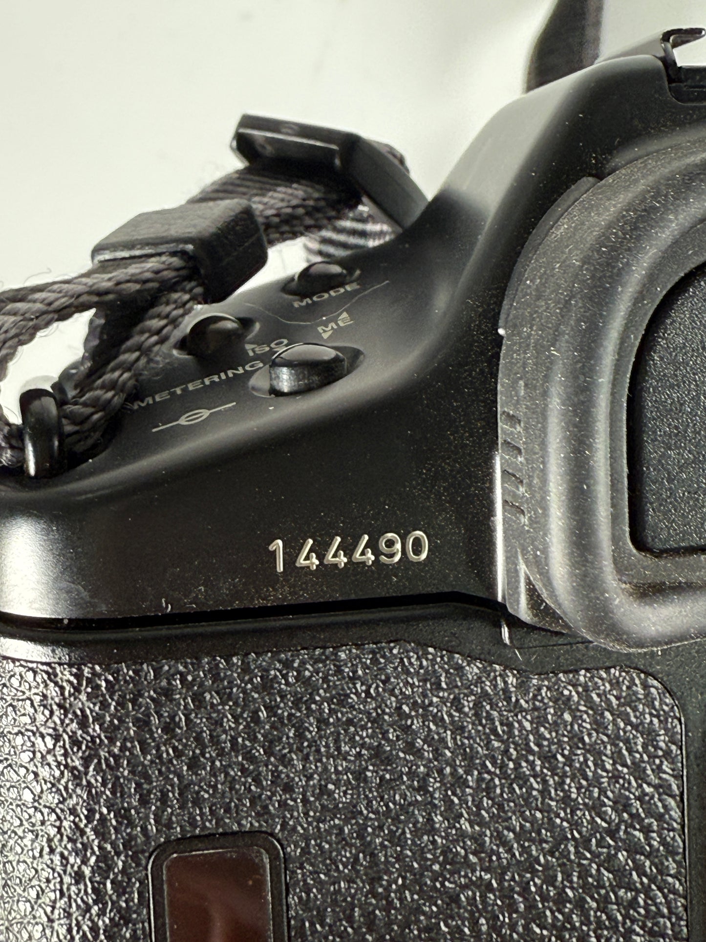 Canon EOS-1 SLR 35mm Film Camera Body