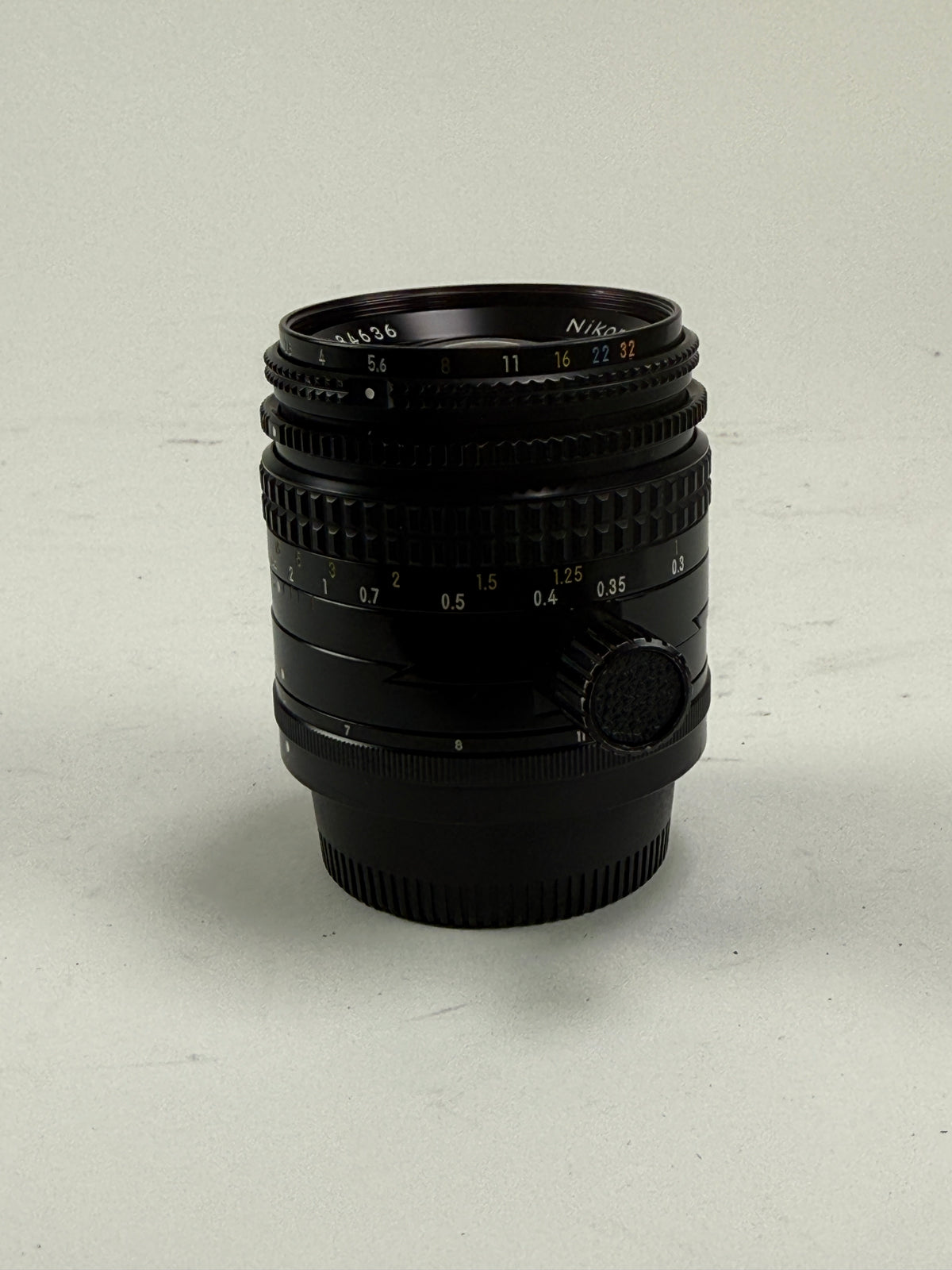 Nikon 35mm f2.8 Nikkor PC Manual Focus Lens