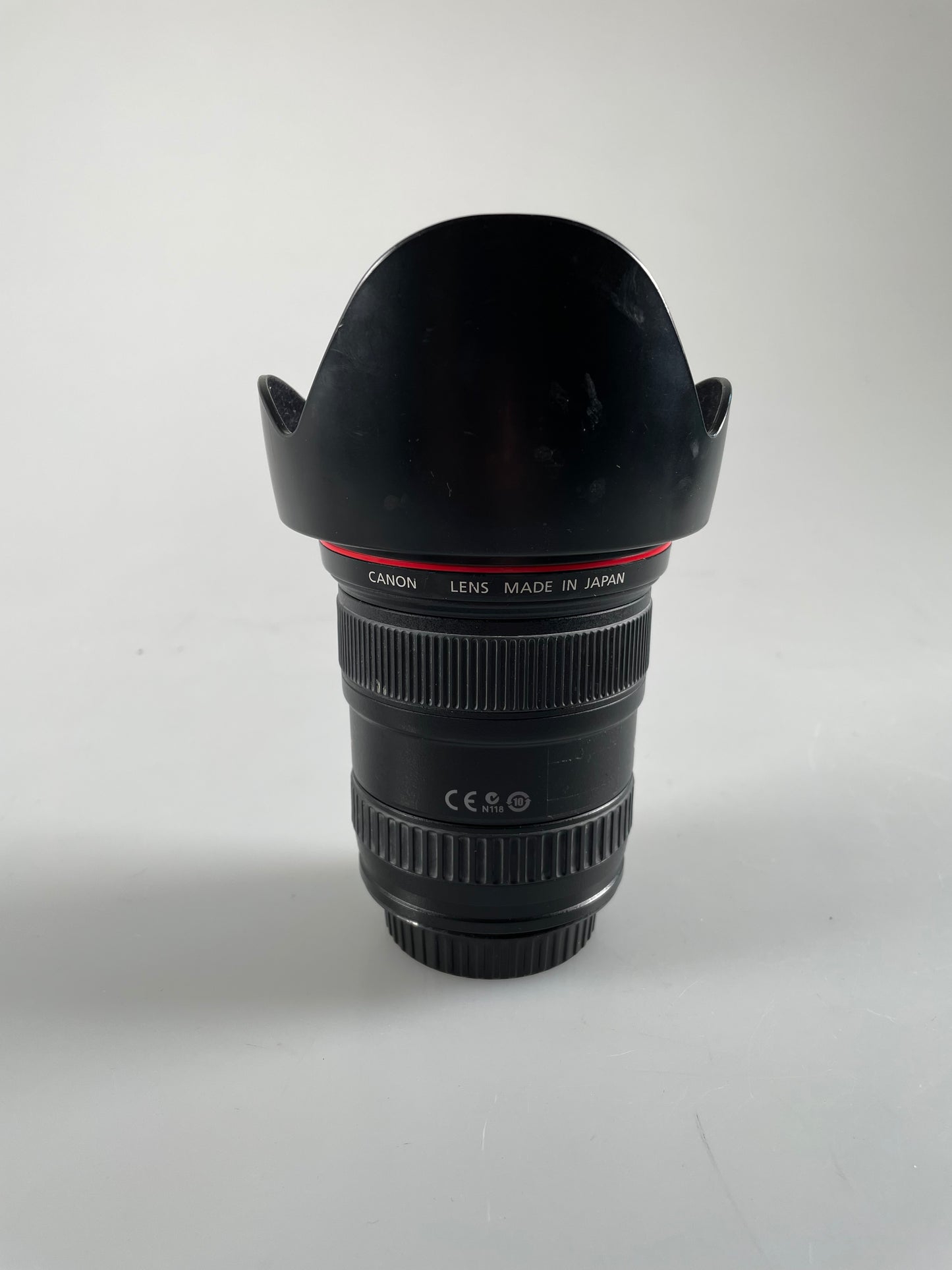 Canon EF 17-40mm f4 L USM Zoom lens