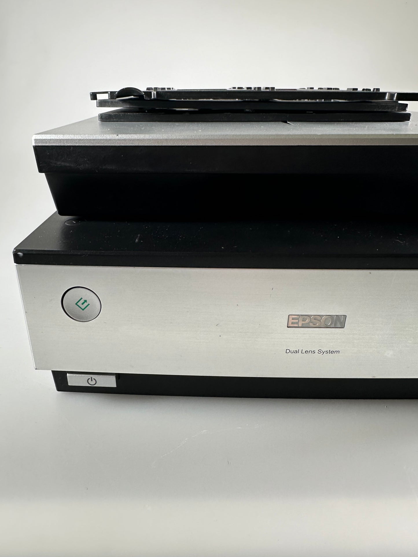 Epson Perfection v700 Photo Scanner J221A - Works & Tested