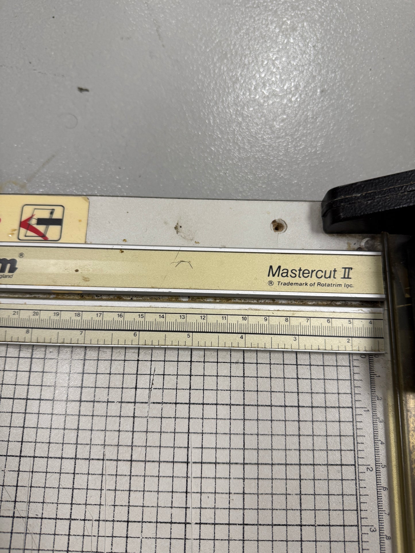 Saunders RotaTrim Mastercut II 2 / Professional Paper Cutter Trimmer
