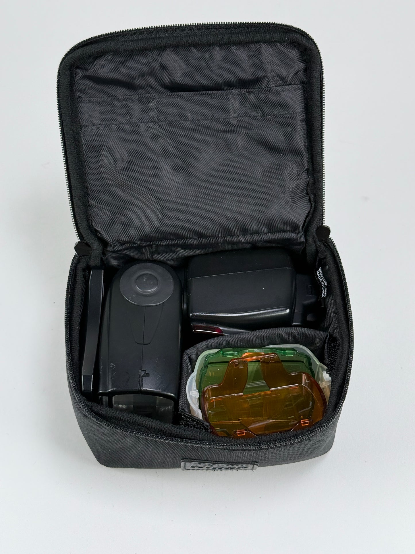 Nikon SB-700 Speedlight Shoe Mount Flash SB700