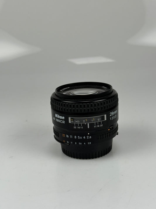 Nikon AF Nikkor 28mm f2.8 D Wide Angle Prime Lens