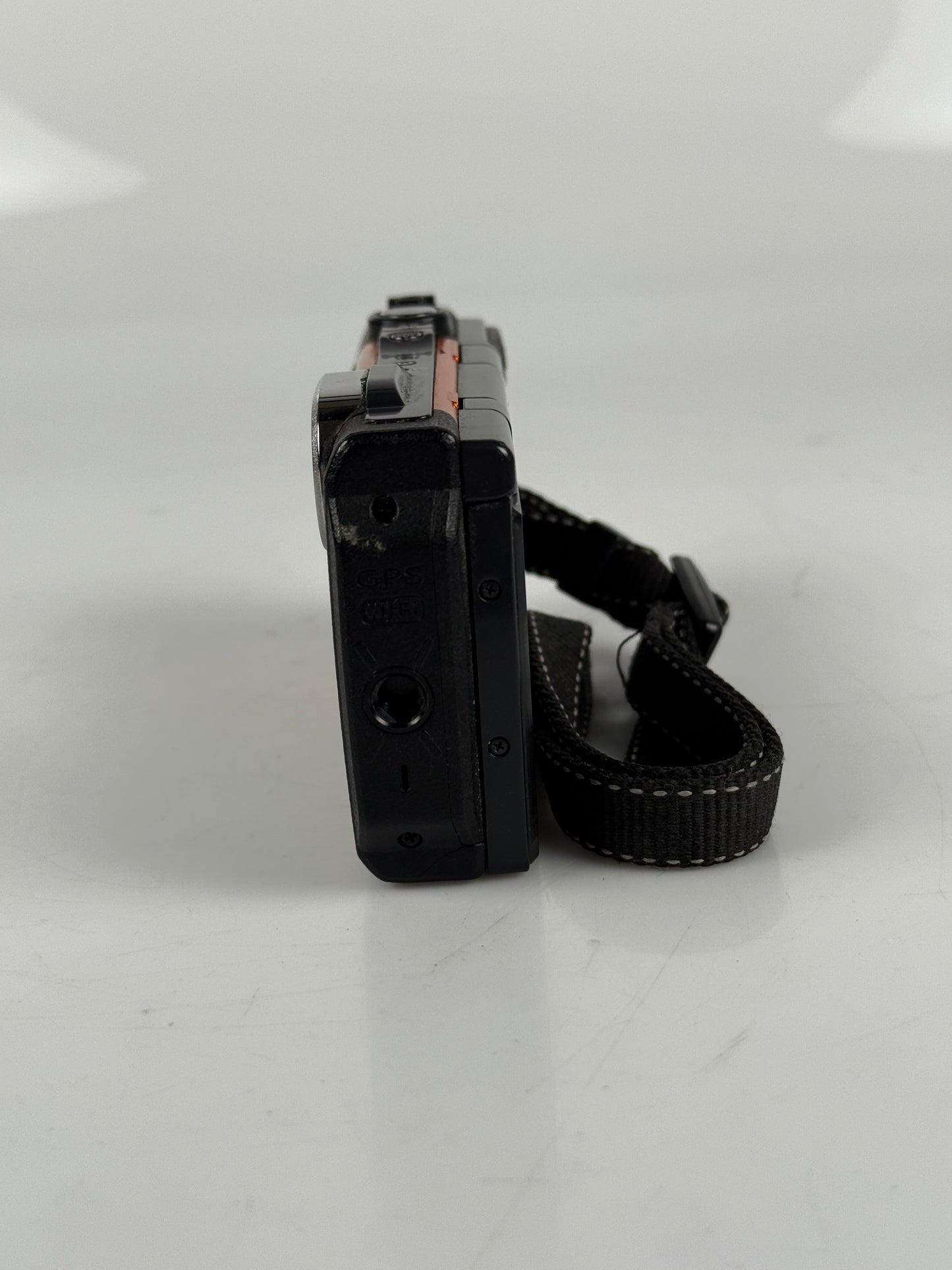 Olympus Stylus Tough TG-860 16.0MP Waterproof Digital Camera Orange