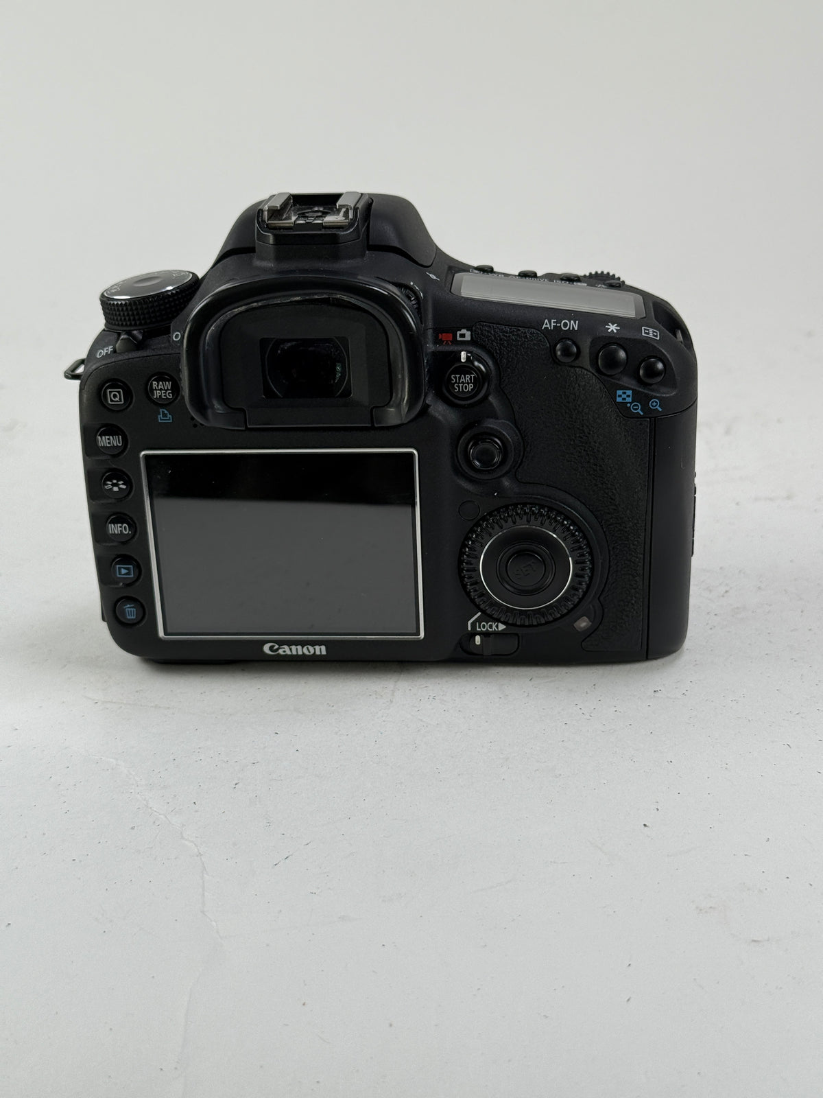 Canon EOS 7D 18MP Digital SLR Camera Body