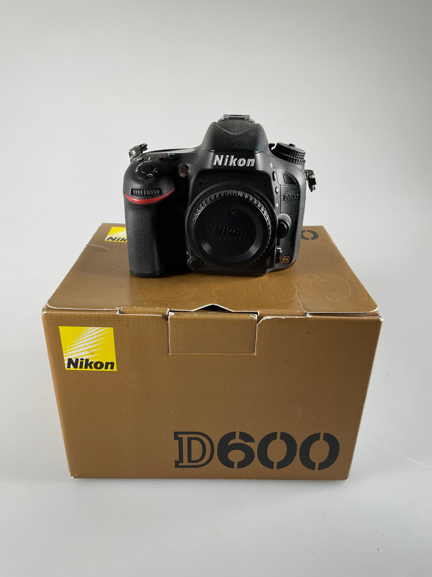 Nikon D600 24.3MP Digital SLR Camera Body