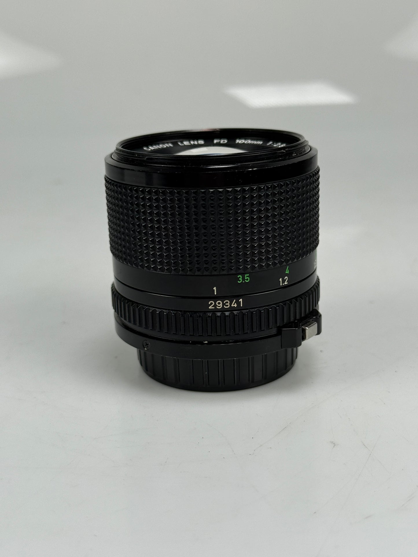 Canon FD New 100mm f2.8 Lens