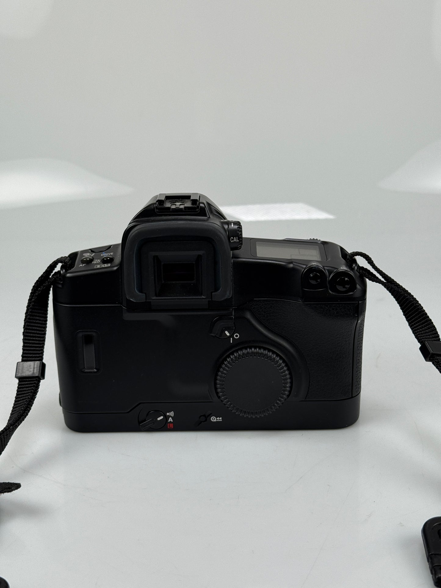 Canon EOS-3 EOS 3 35mm SLR Film Camera Body