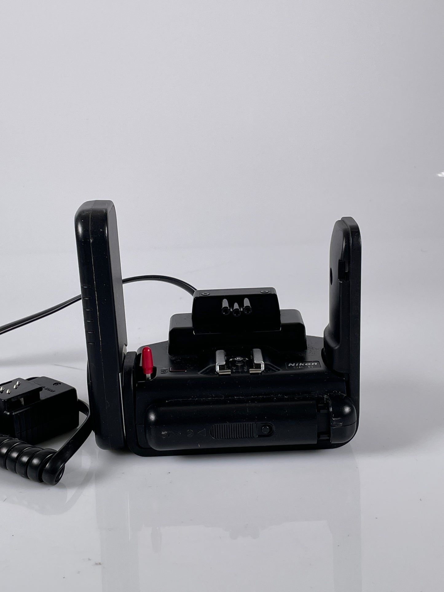 Nikon SK-6 Speedlight Flash Power Bracket unit