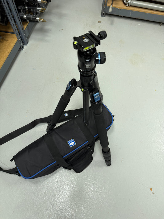 Sirui W-2204 W2204 4-Section Waterproof Carbon Fiber Tripod, w/ K-20X head