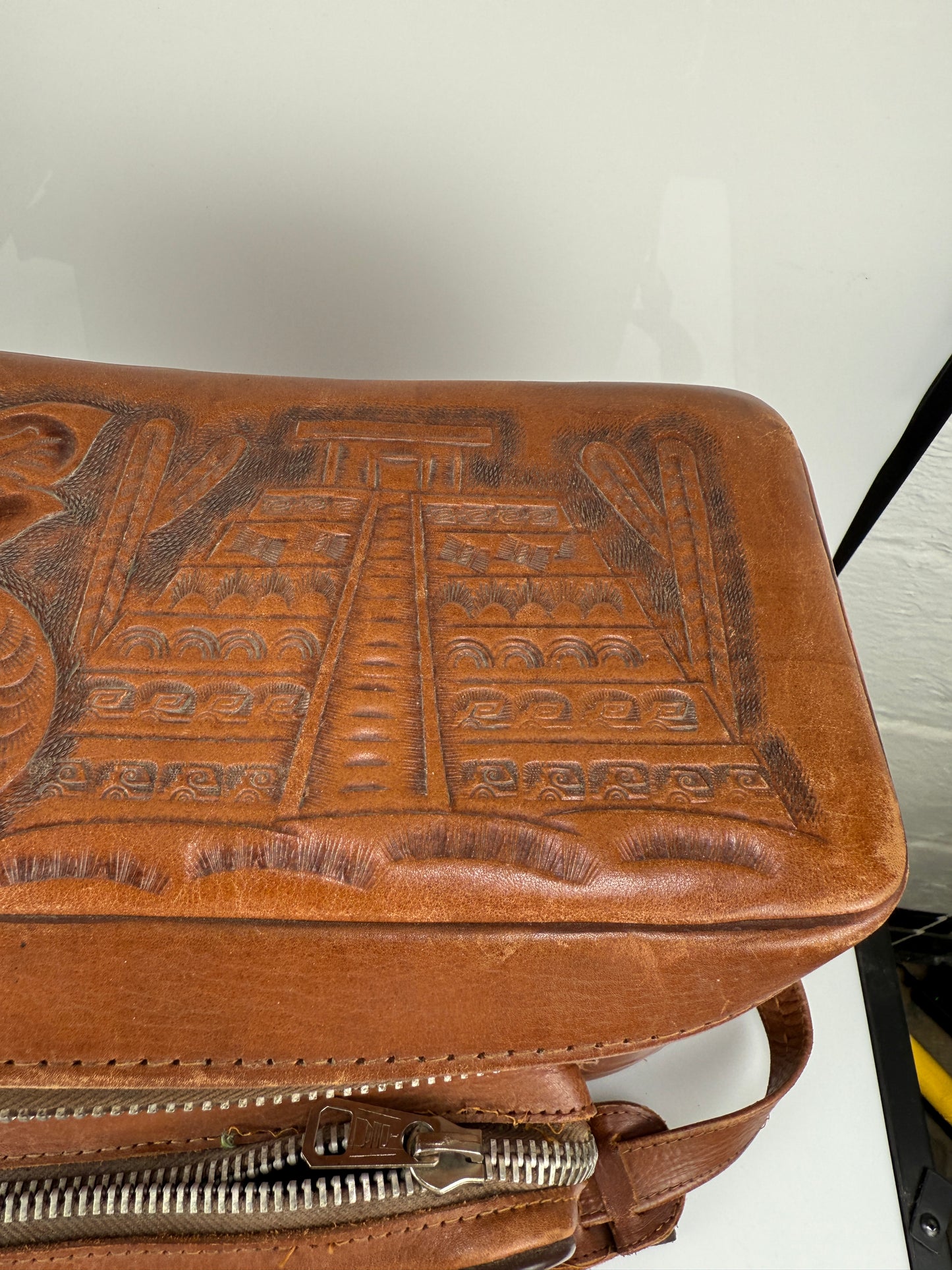 Vintage Genuine Brown Leather Camera Case Bag Mayan chichen Itza Mexico