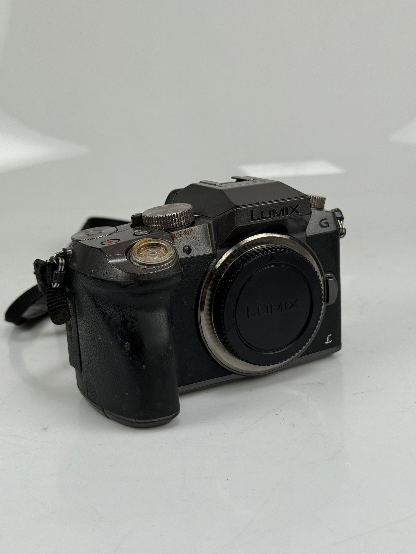 Panasonic Lumix DMC-G7 16MP Mirrorless MFT Digital Camera Body