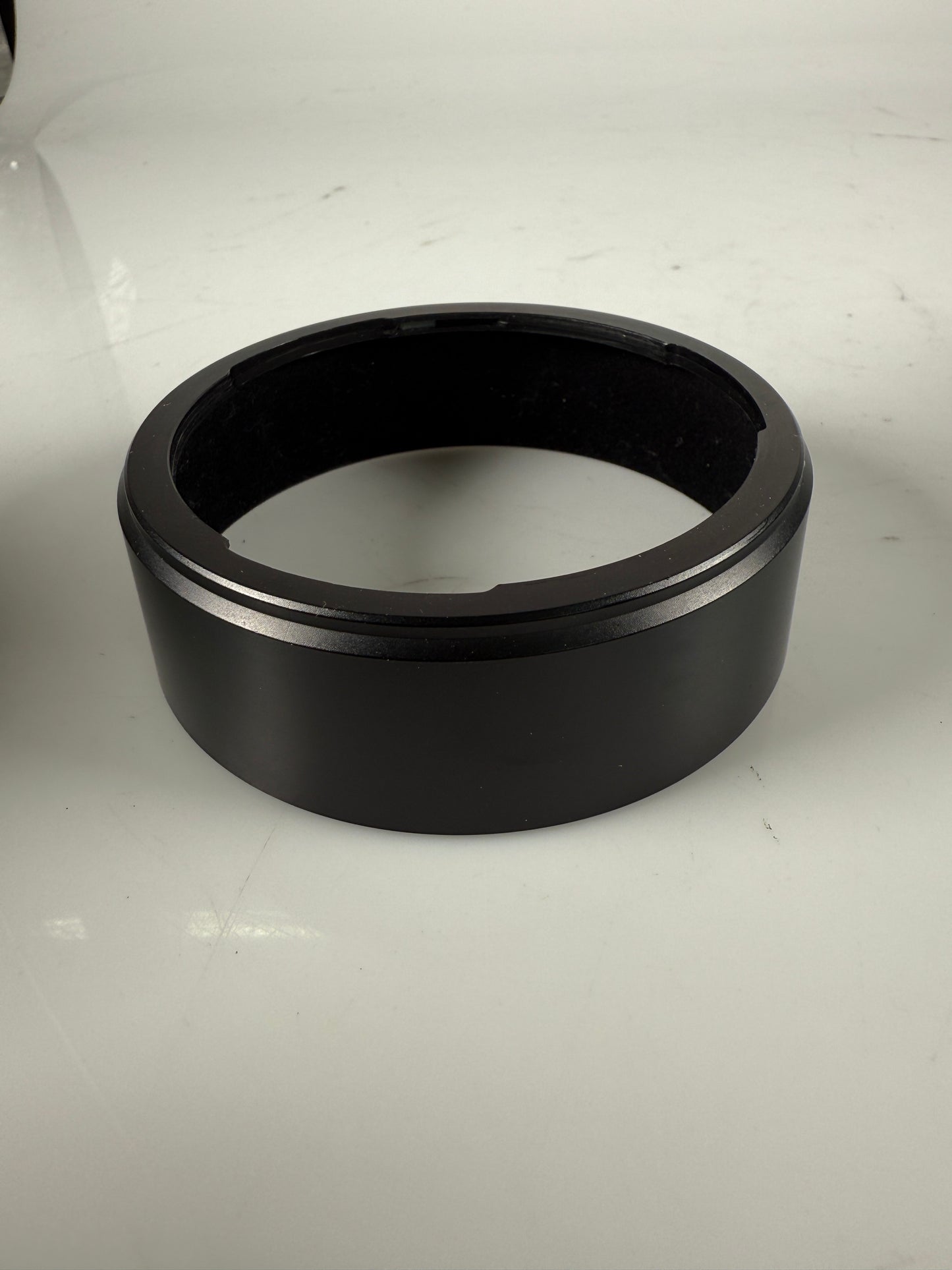 Canon BW-72B Black Lens Hood for New FD NFD 35-105mm f/3.5 3.5
