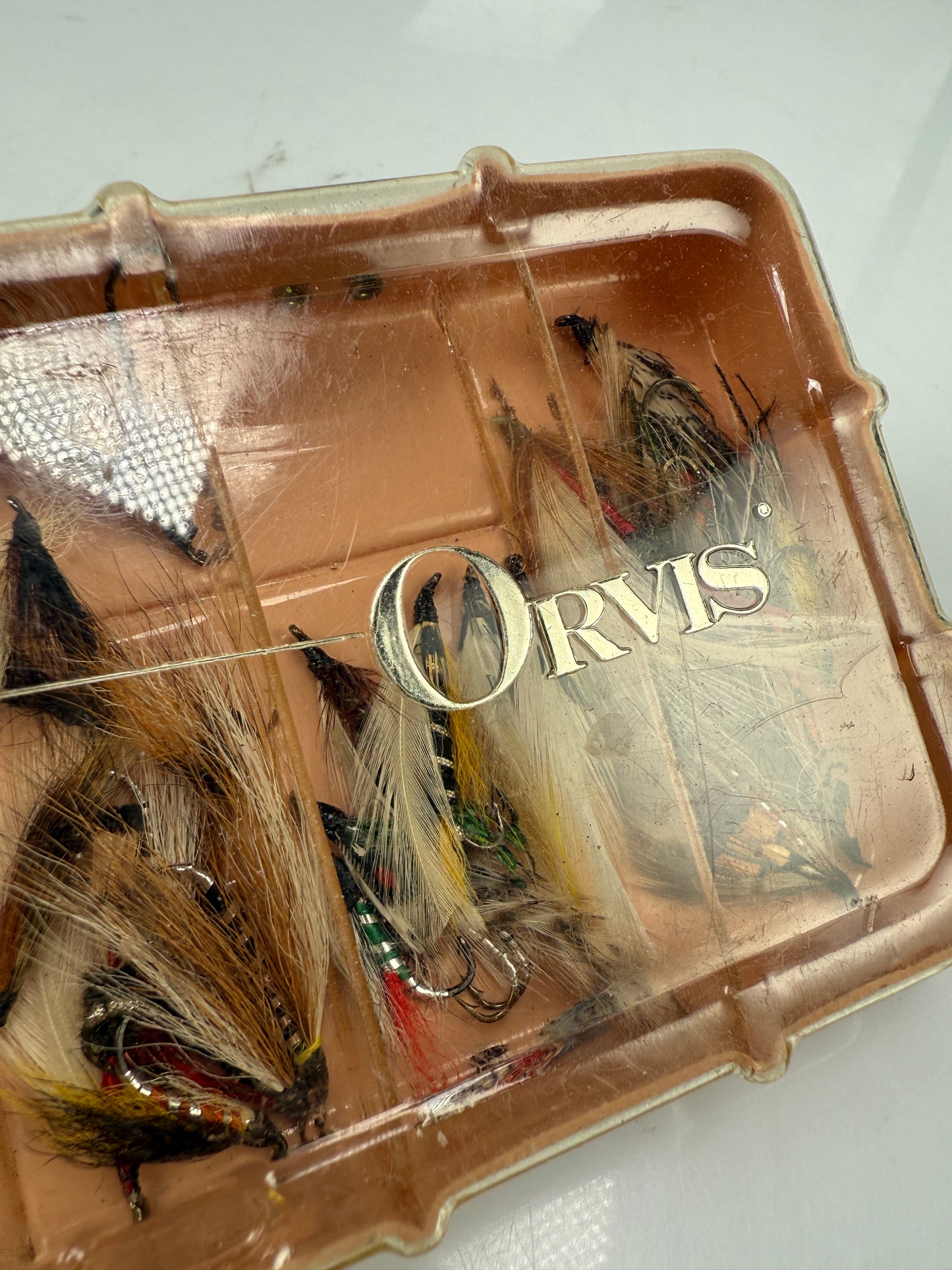 Vintage Orvis Logo Fly Fishing Box - Dewitt Plastics- 18 Compartment + Flies