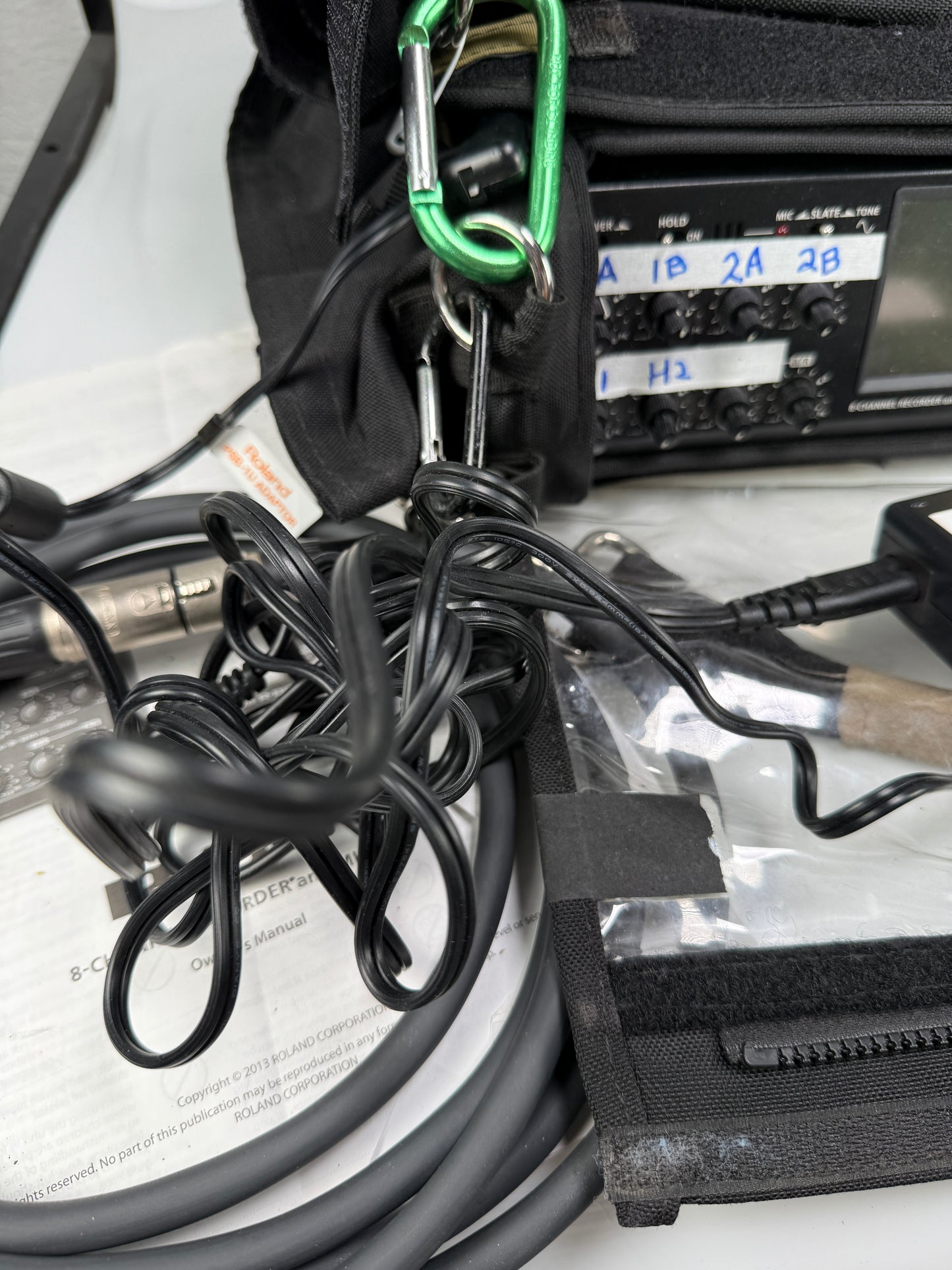 Roland R-88 8-Channel Recorder and Mixer + Porta Brace bag and power supply