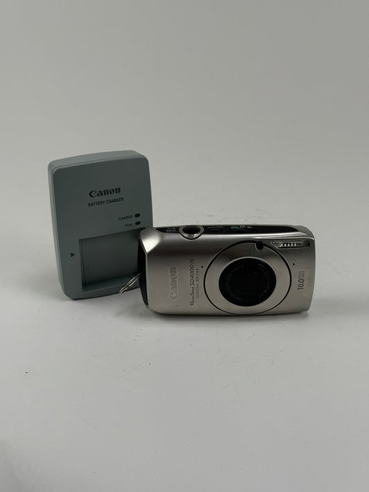 Canon PowerShot SD4000 IS 10.0 MP Compact Digital Camera Silver