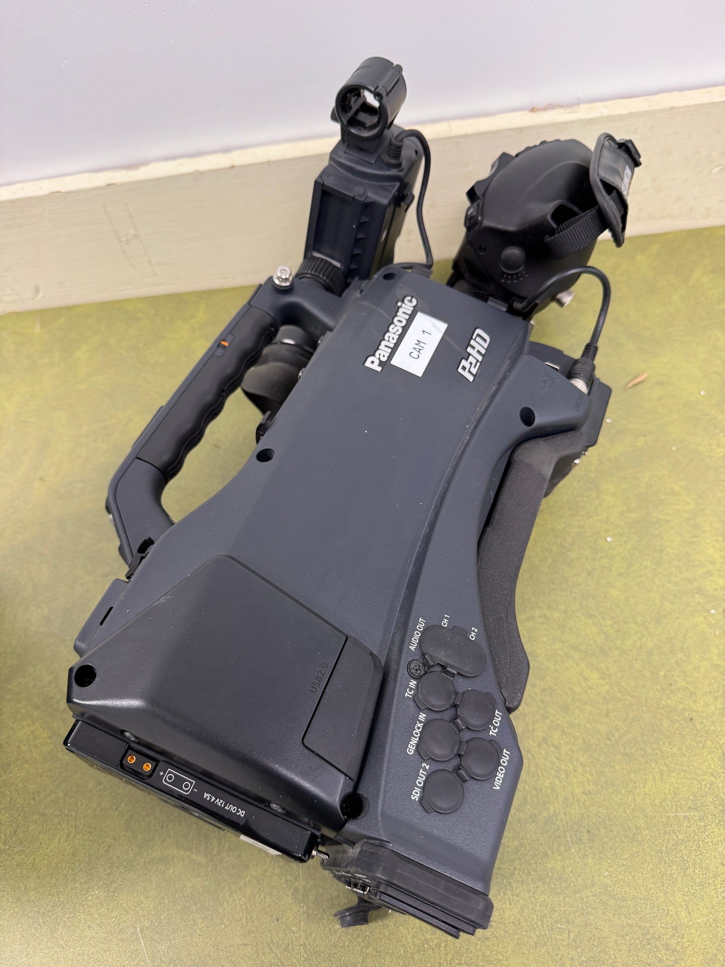 Panasonic AG-HPX370P P2 Camcorder with Fujinon T17X4.5BRM-L14 f1.6/5-77mm Lens