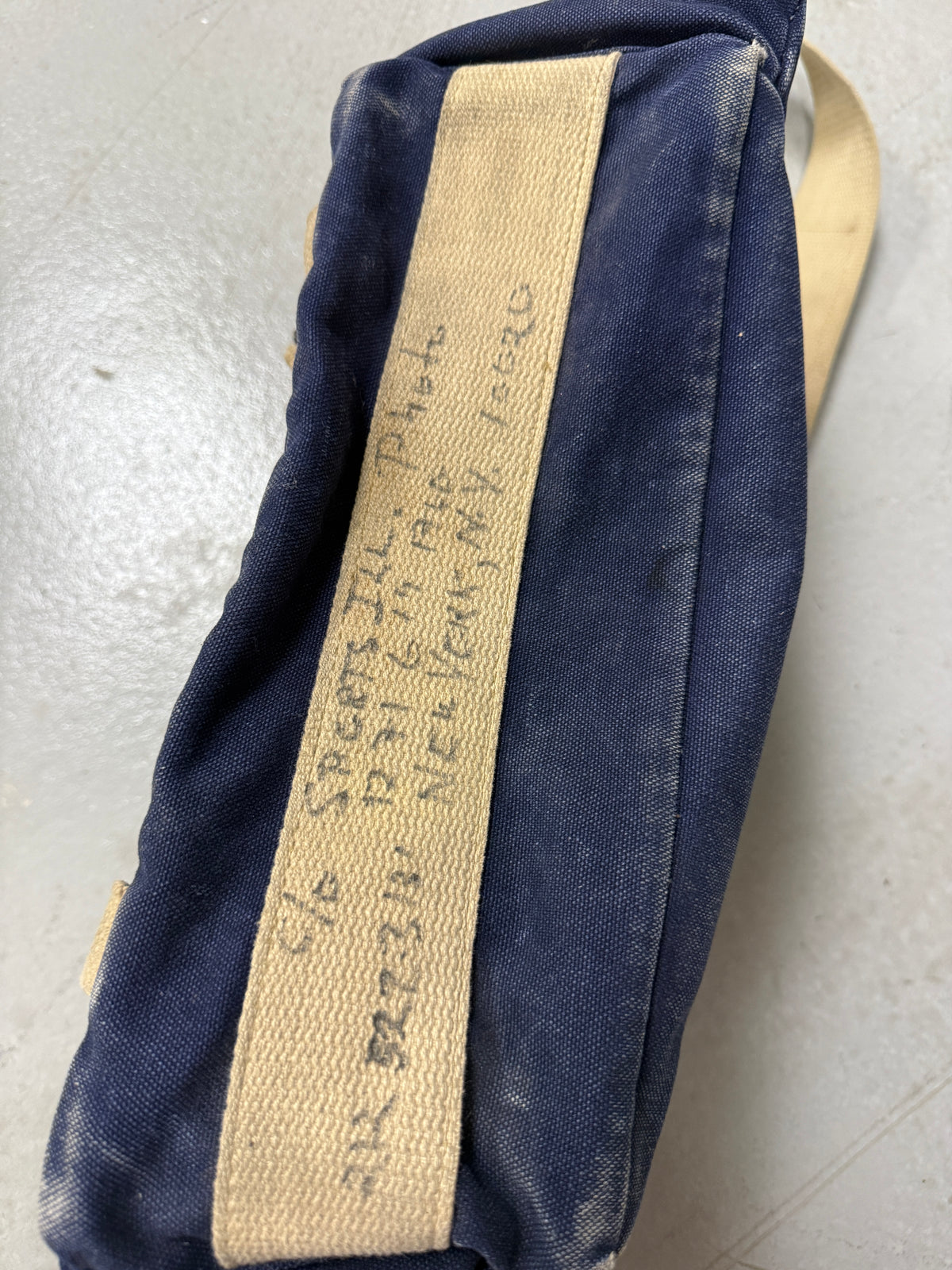 DOMKE CAMERA SHOULDER BAG IN Blue - Heinz Kluetmeier