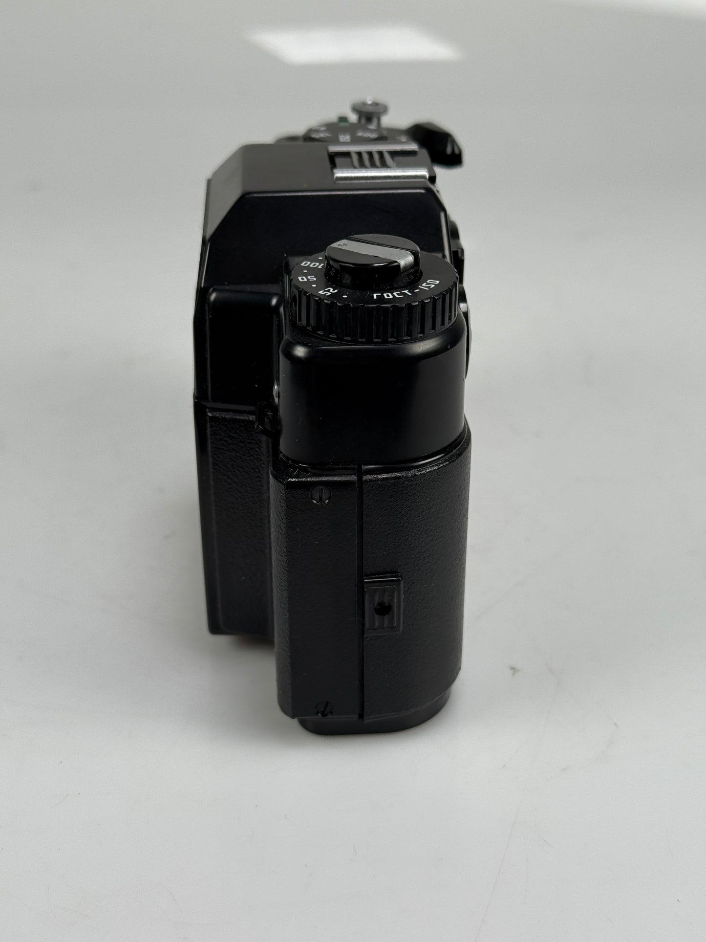 SOVIET USSR ZENIT-122 35mm SLR Film camera BODY