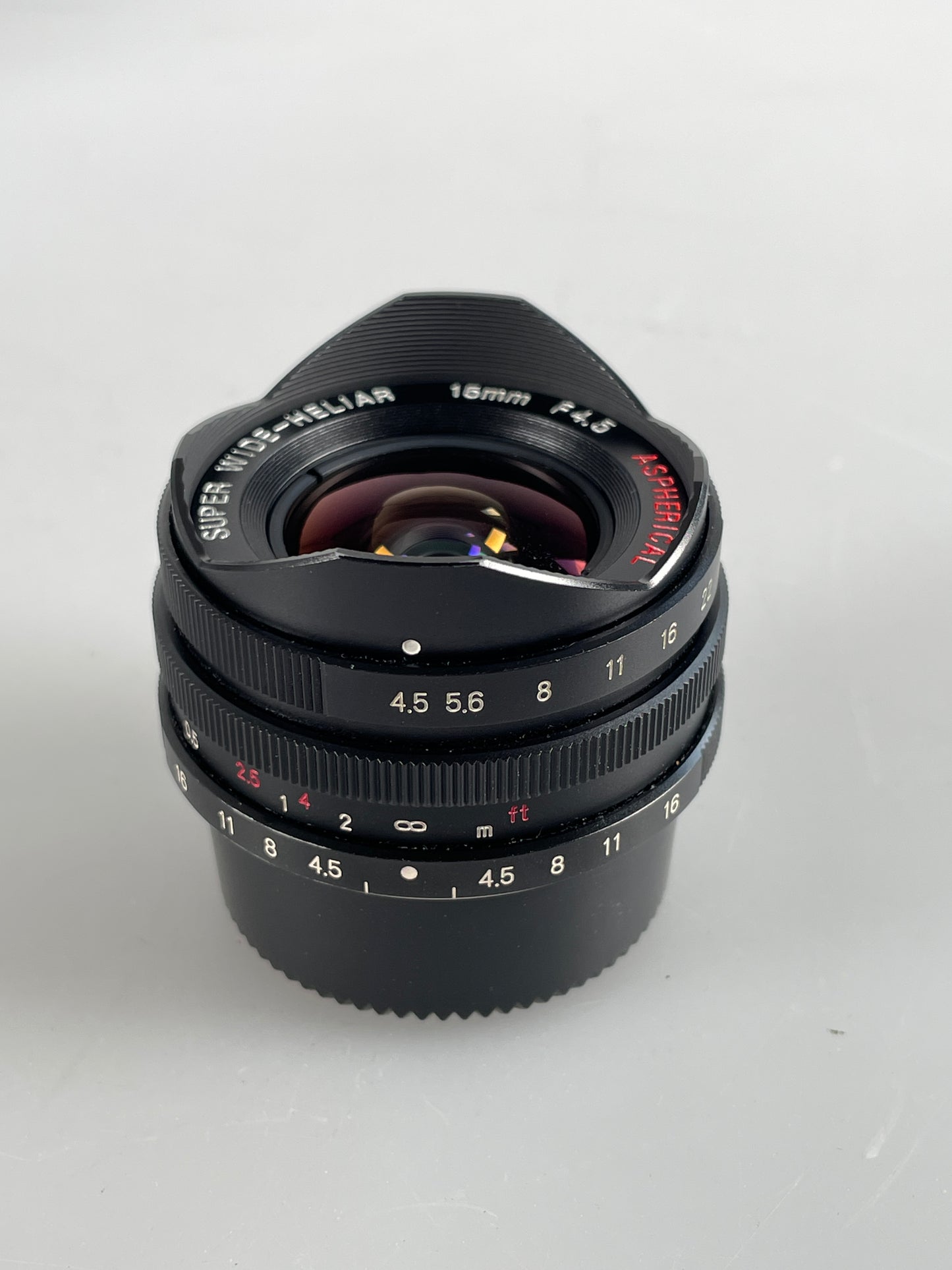 Voigtlander Super Wide-Heliar 15mm f4.5 Aspherical Lens L39 LTM w/ Finder