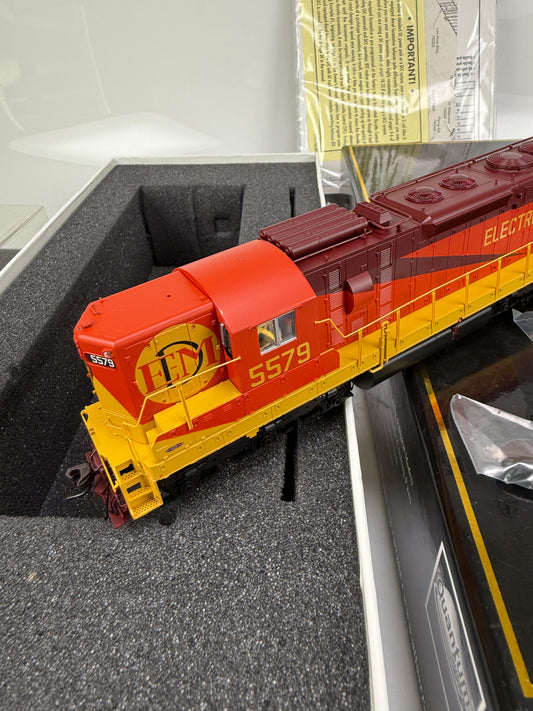 Atlas master gold HO 7587 EMD Demonstrator Road 5579 SD-24 Locomotive w/ DCC & Sound