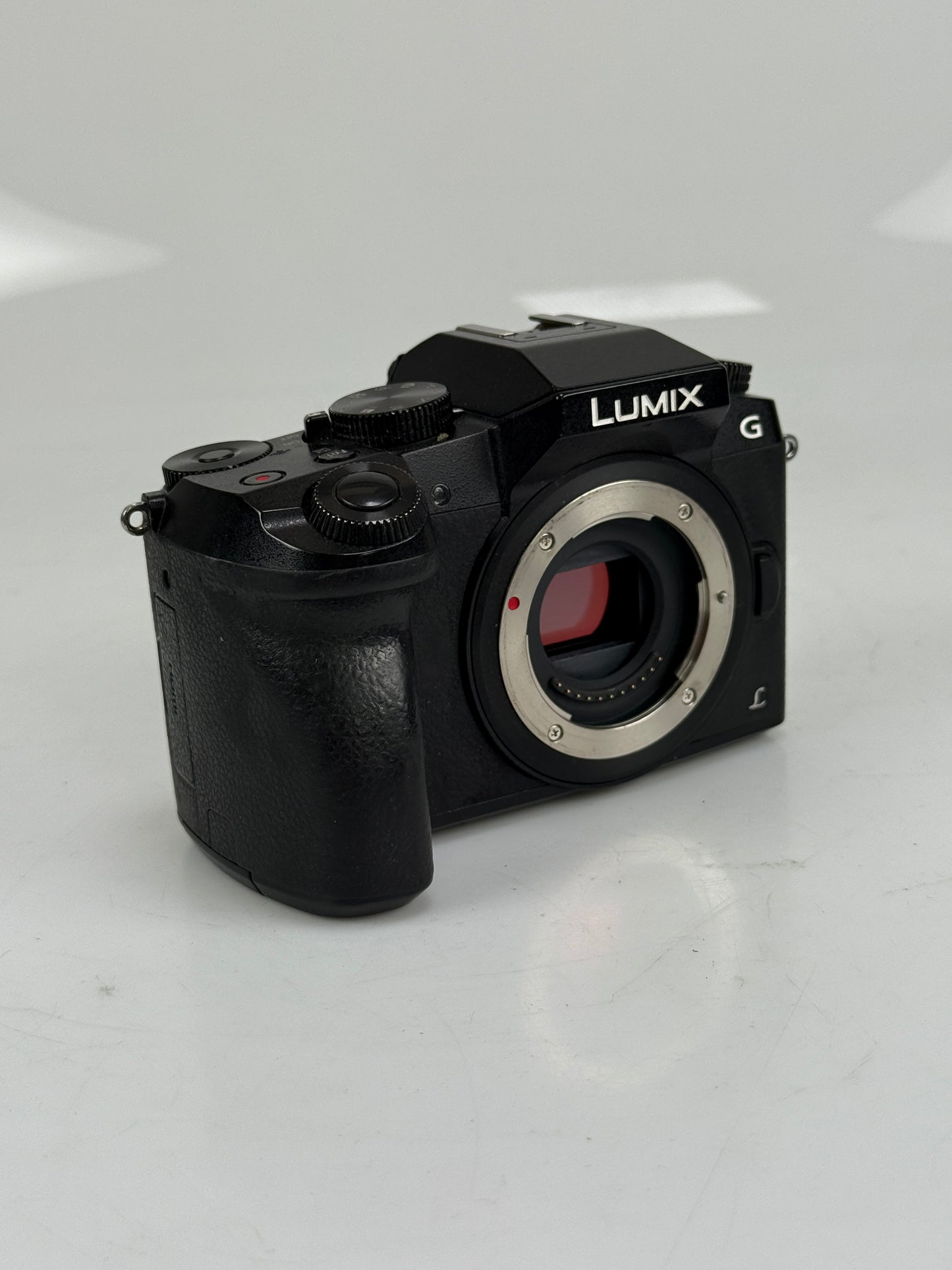 Panasonic Lumix DMC-G7 16MP Mirrorless MFT Digital Camera Body