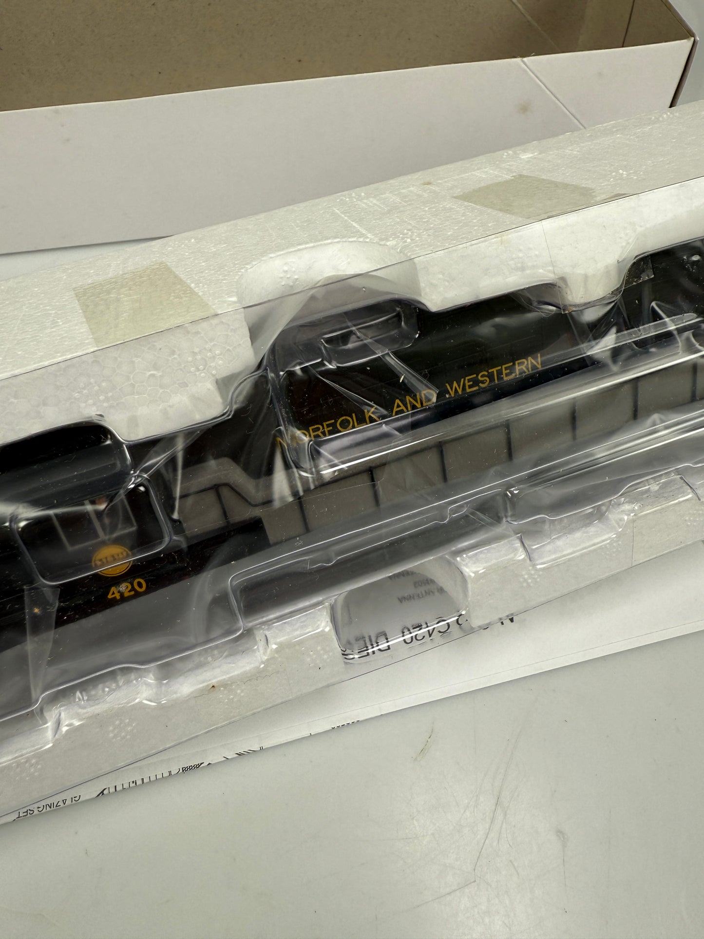 Atlas Silver 10000 550 HO C420 Norfolk Western - Road 420 Locomotive