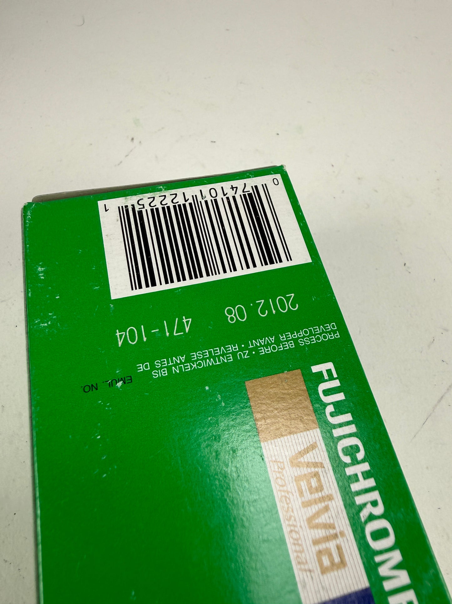 Fujichrome Velvia 100 35mm 36 exp 5 roll pro pack RVP 100 slide film 2012