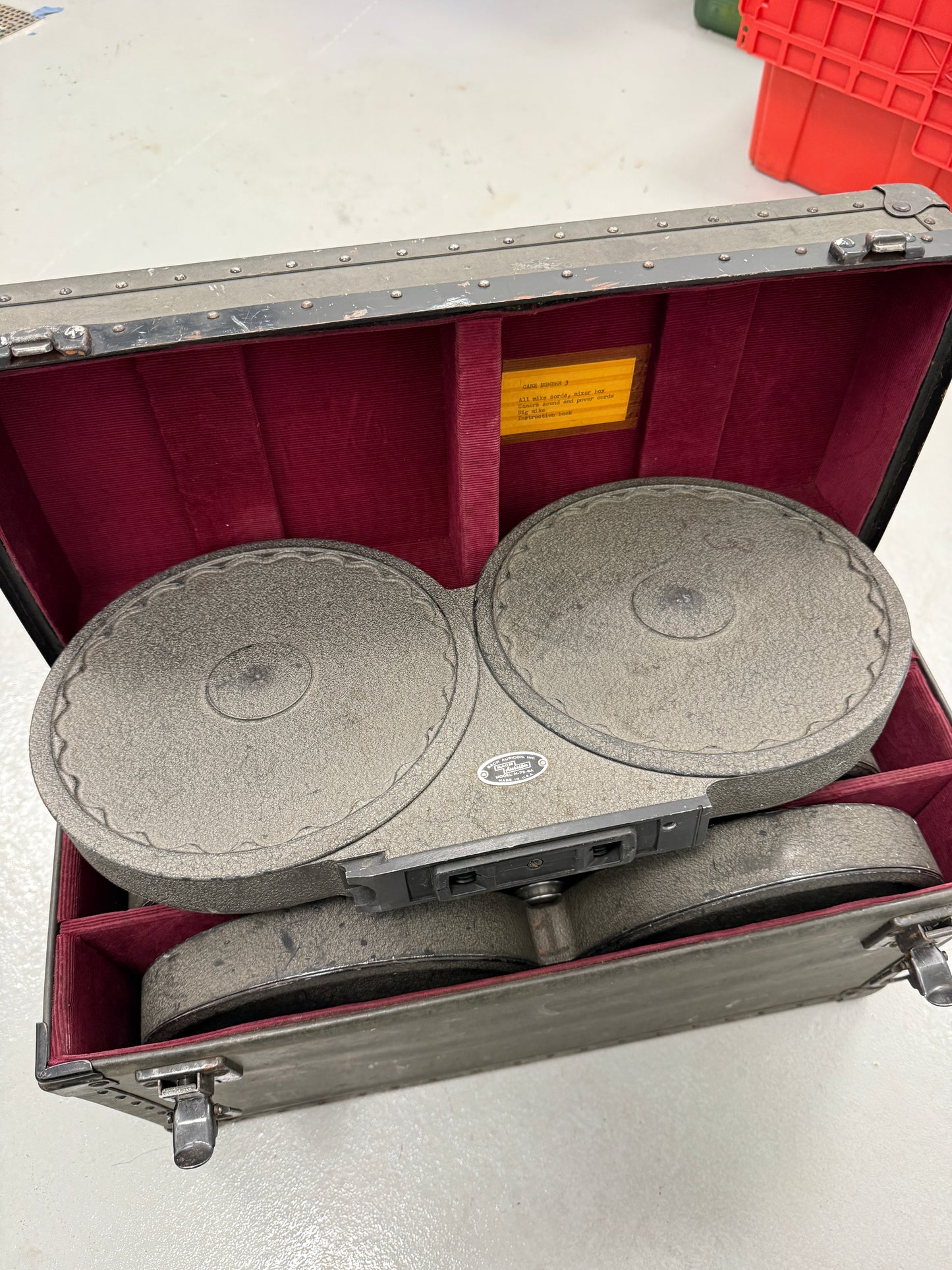 Bach Auricon Hollywood Berndt-Bach 16mm Film Cassette Magazine set of 3 with case