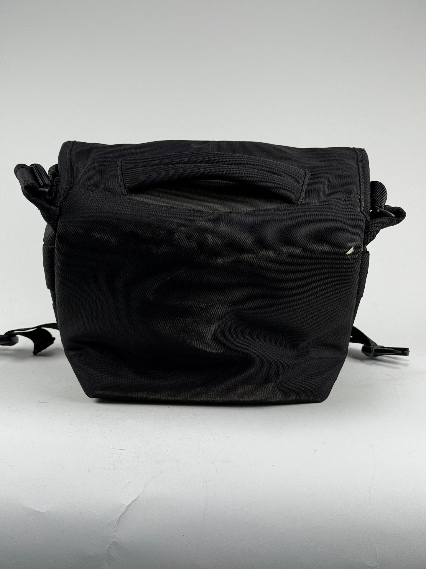 Crumpler “The five Million Dollar Home” Camera Shoulder Bag Black