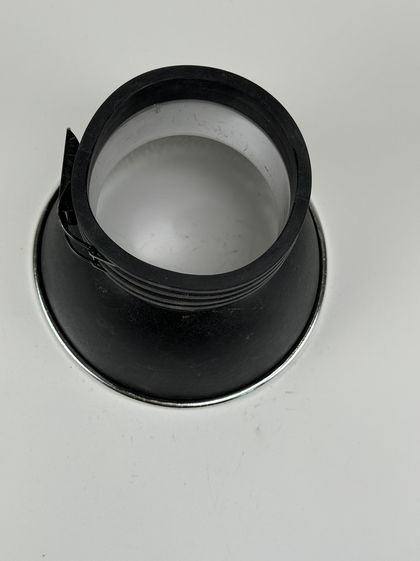 Profoto 100610 Zoom Reflector (45-105 degrees) excellent
