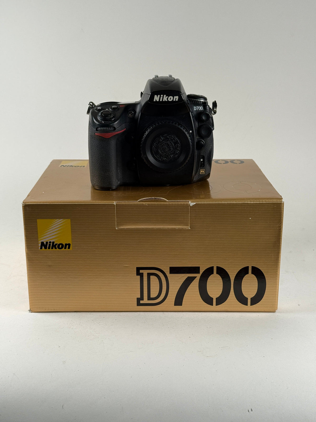 Nikon D700 12.1MP Digital SLR Camera Body
